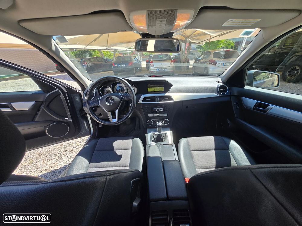 Mercedes-Benz C 220 CDI DPF (BlueEFFICIENCY) Avantgarde - 10