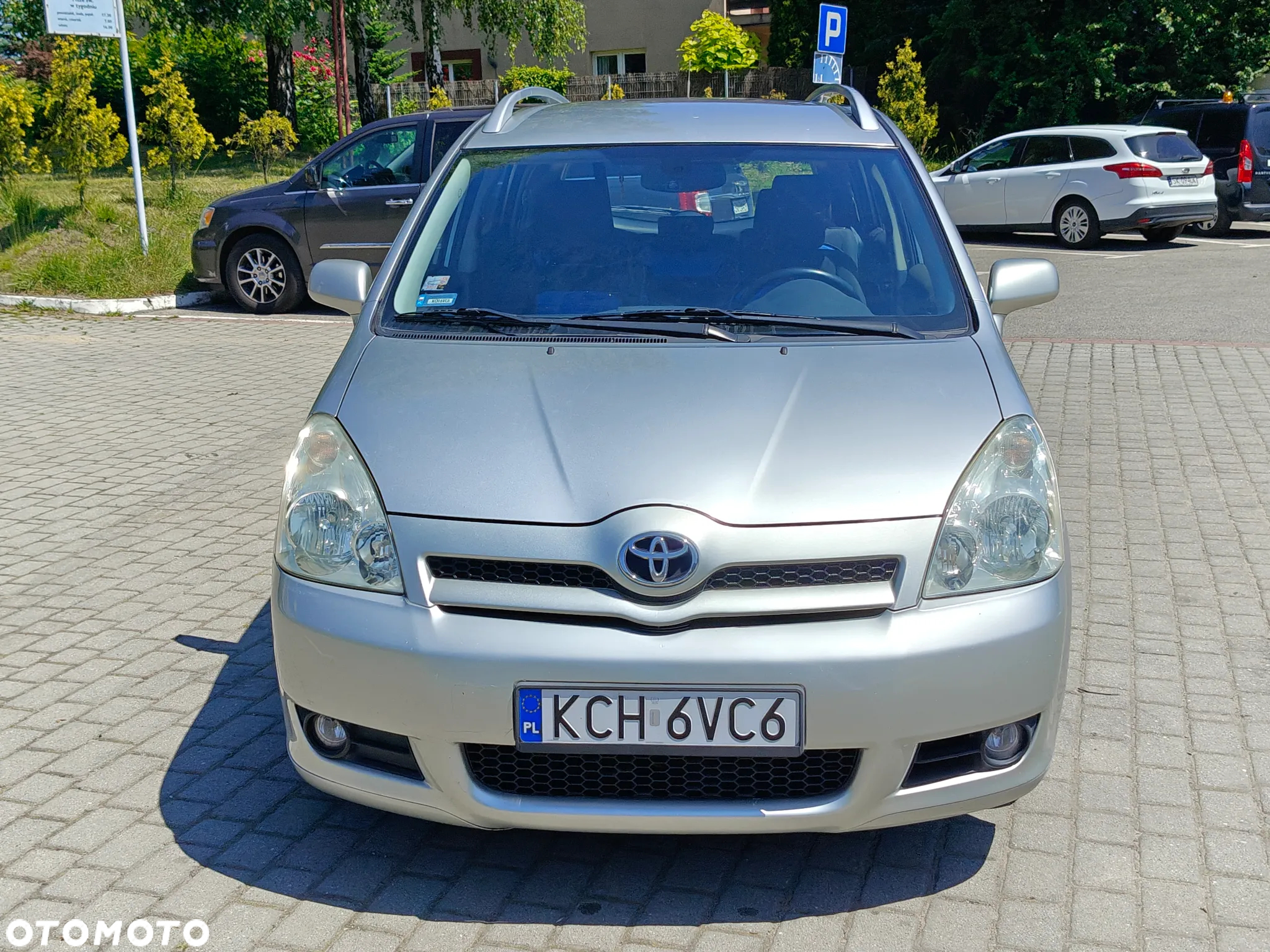 Toyota Avensis 2.0 D-4D - 14