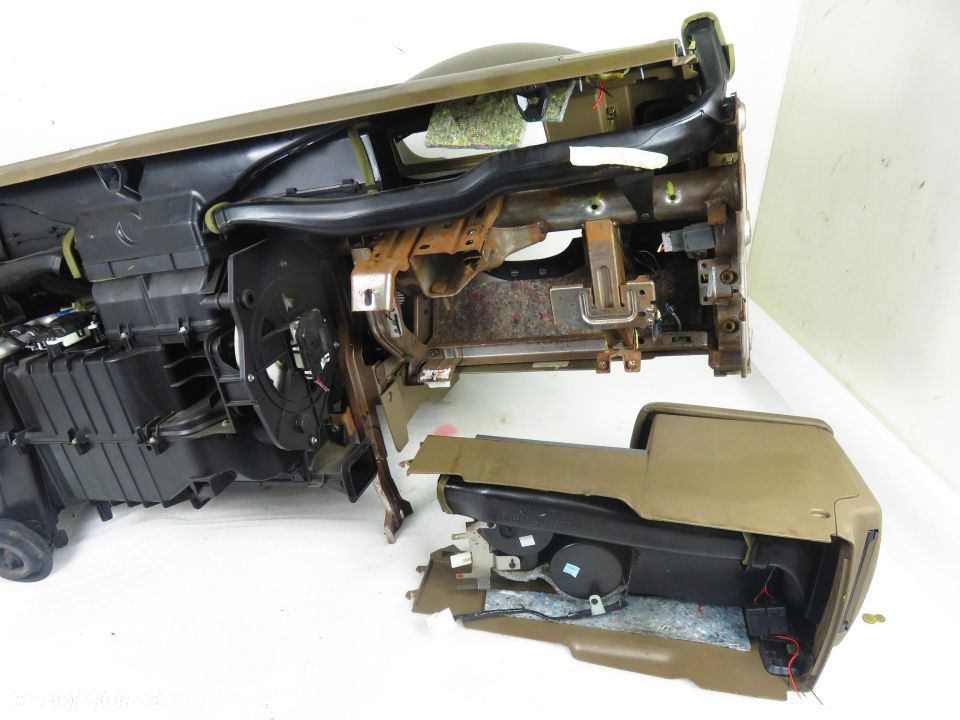 DESKA NISSAN PATHFINDER III - 11