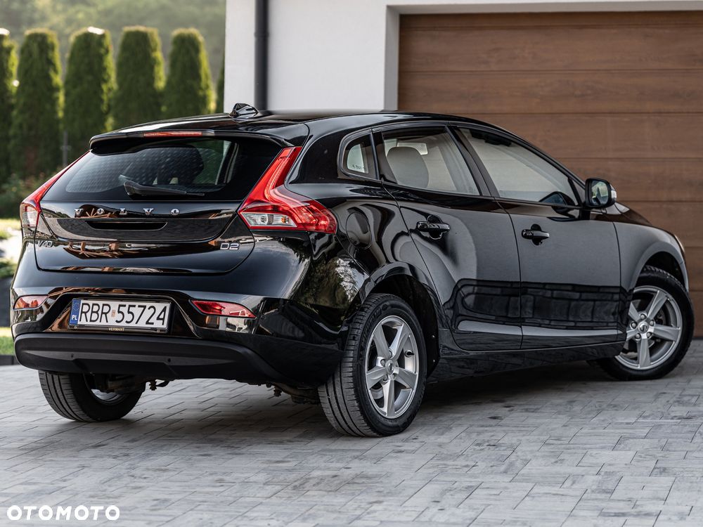 Volvo V40 D2 Kinetic - 16