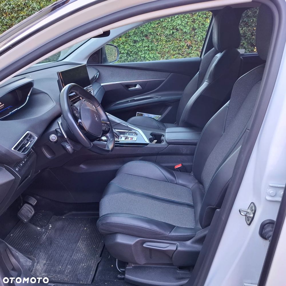 Peugeot 5008 - 16