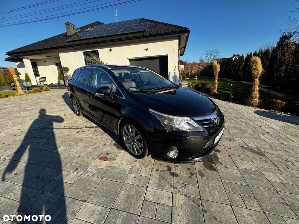 Toyota Avensis - 4