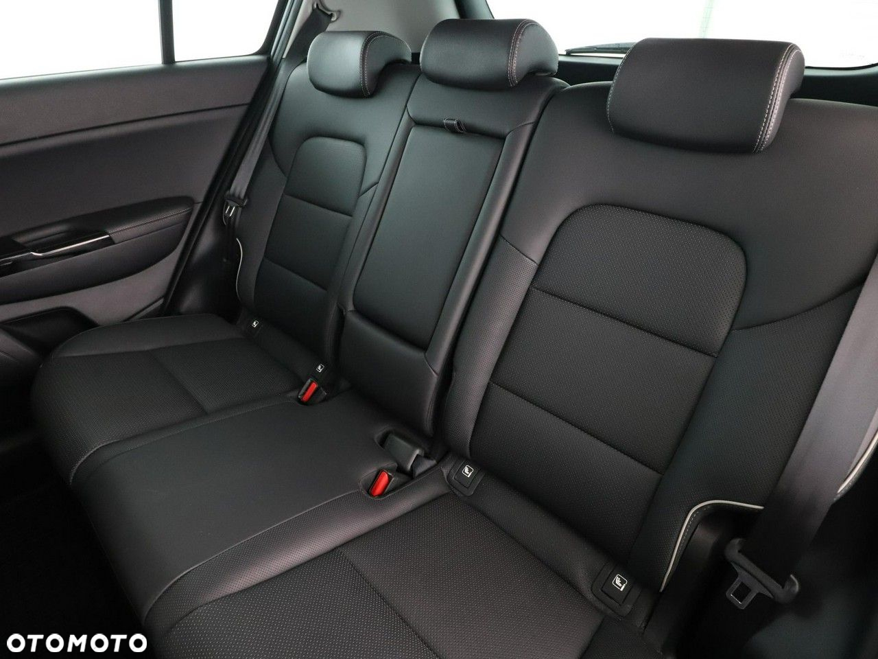 Kia Sportage 1.6 GDI 2WD DREAM-TEAM EDITION - 17