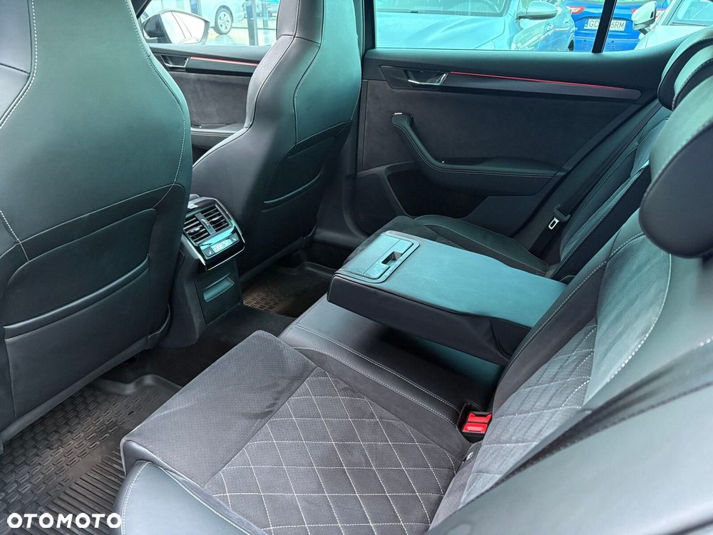 Skoda Superb 2.0 TSI 4x4 Sportline DSG - 14