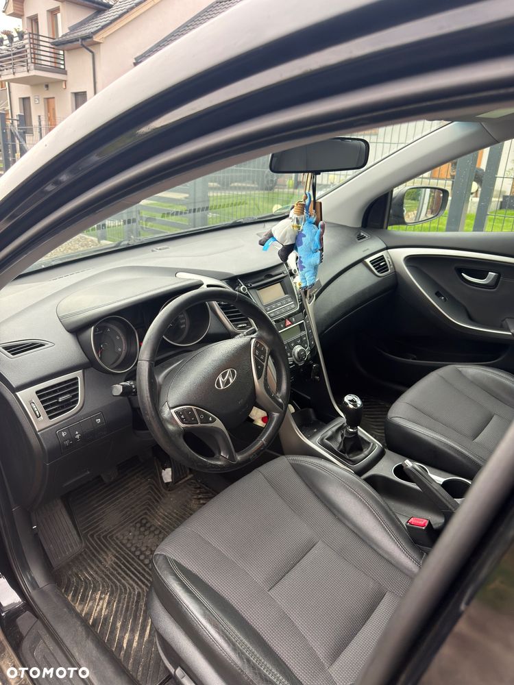 Hyundai i30 i30cw 1.6 CRDi Trend - 9