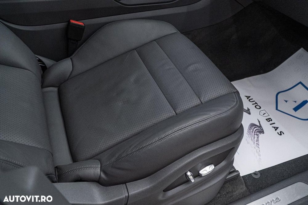 Porsche Cayenne Tiptronic S - 39