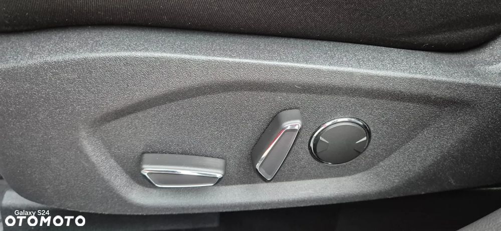 Ford Mondeo 2.0 TDCi Titanium - 22