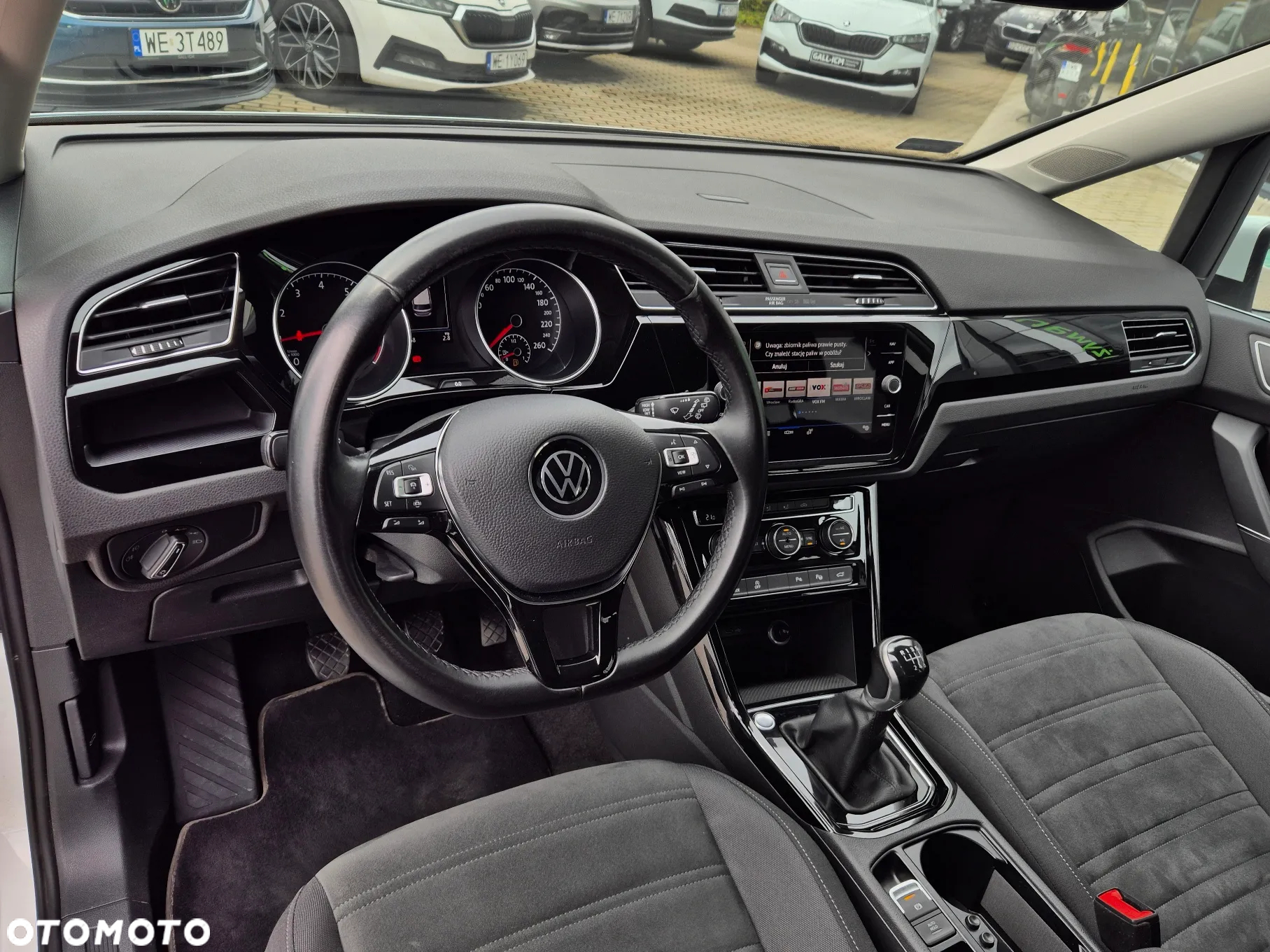 Volkswagen Touran 1.5 TSI EVO Highline - 9