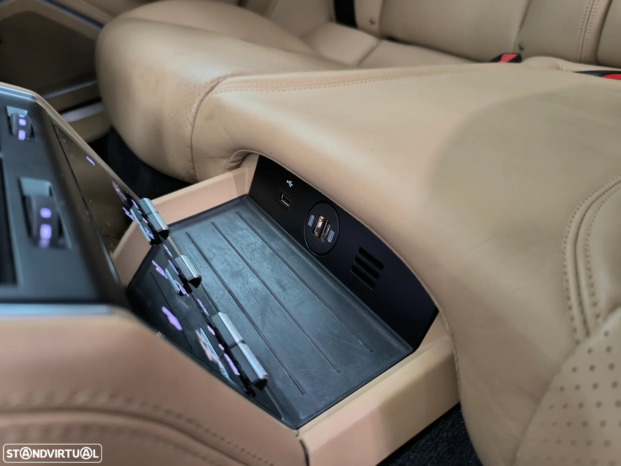 Porsche Panamera Sport Turismo 4 E-Hybrid - 45