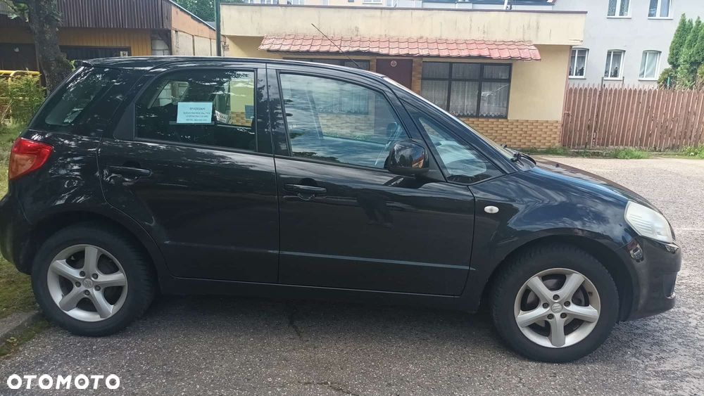 Suzuki SX4 - 3