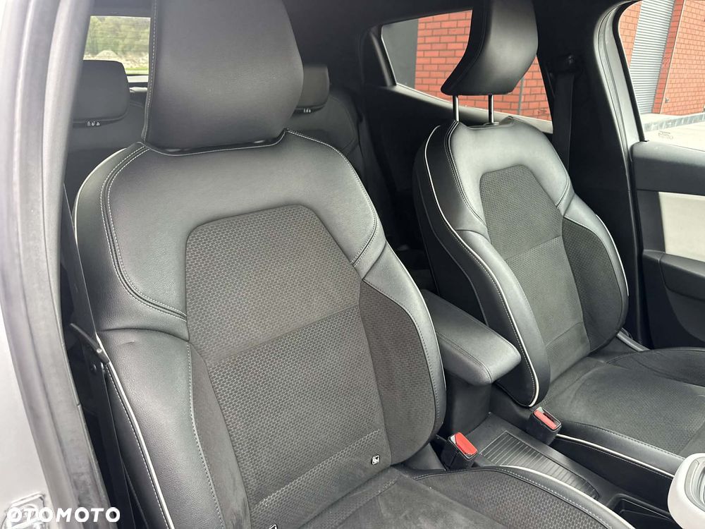 Renault Clio TCe 100 INTENS - 11