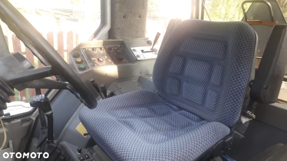 Massey Ferguson 3050 - 9