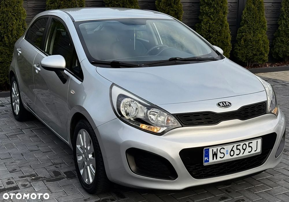 Kia Rio 1.2 Attract - 1