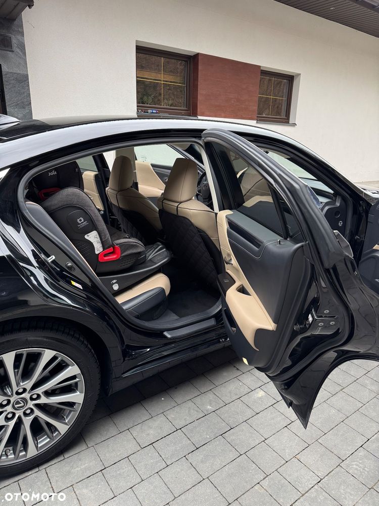 Lexus ES 300h Elegance - 17