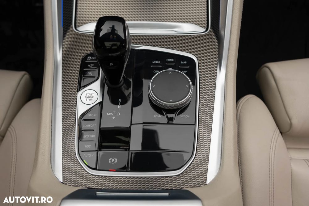 BMW X6 ver-xdrive30d - 32