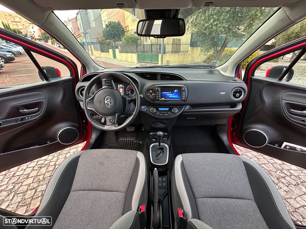 Toyota Yaris - 12