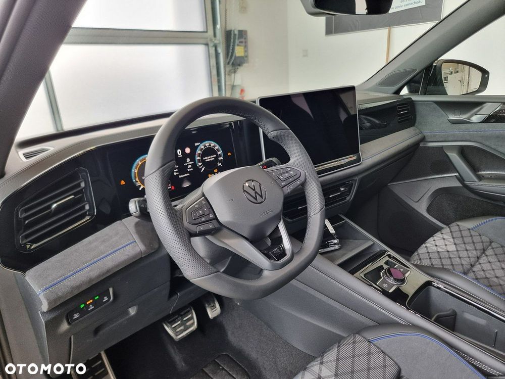 Volkswagen Tiguan - 9