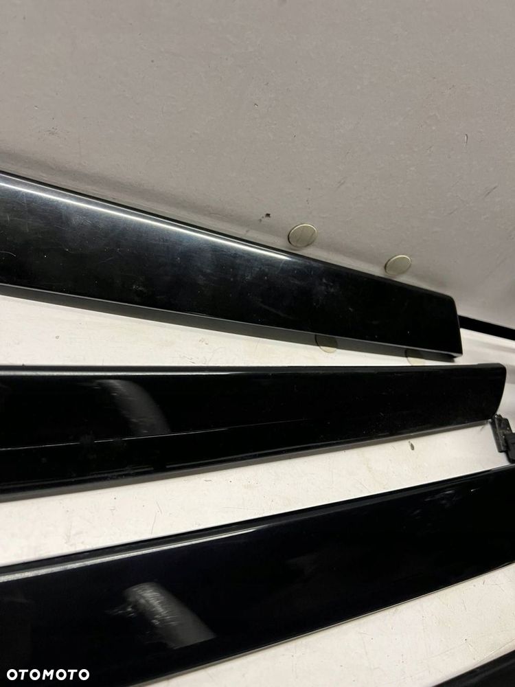 Próg przedni Audi A3 S3 A3 Sportback 8P Komplet - 6