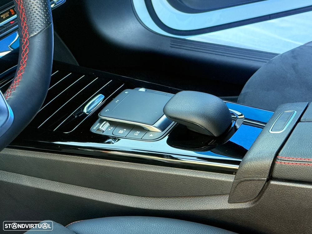 Mercedes-Benz A 250 e 8G-DCT AMG Line Advanced Plus - 16