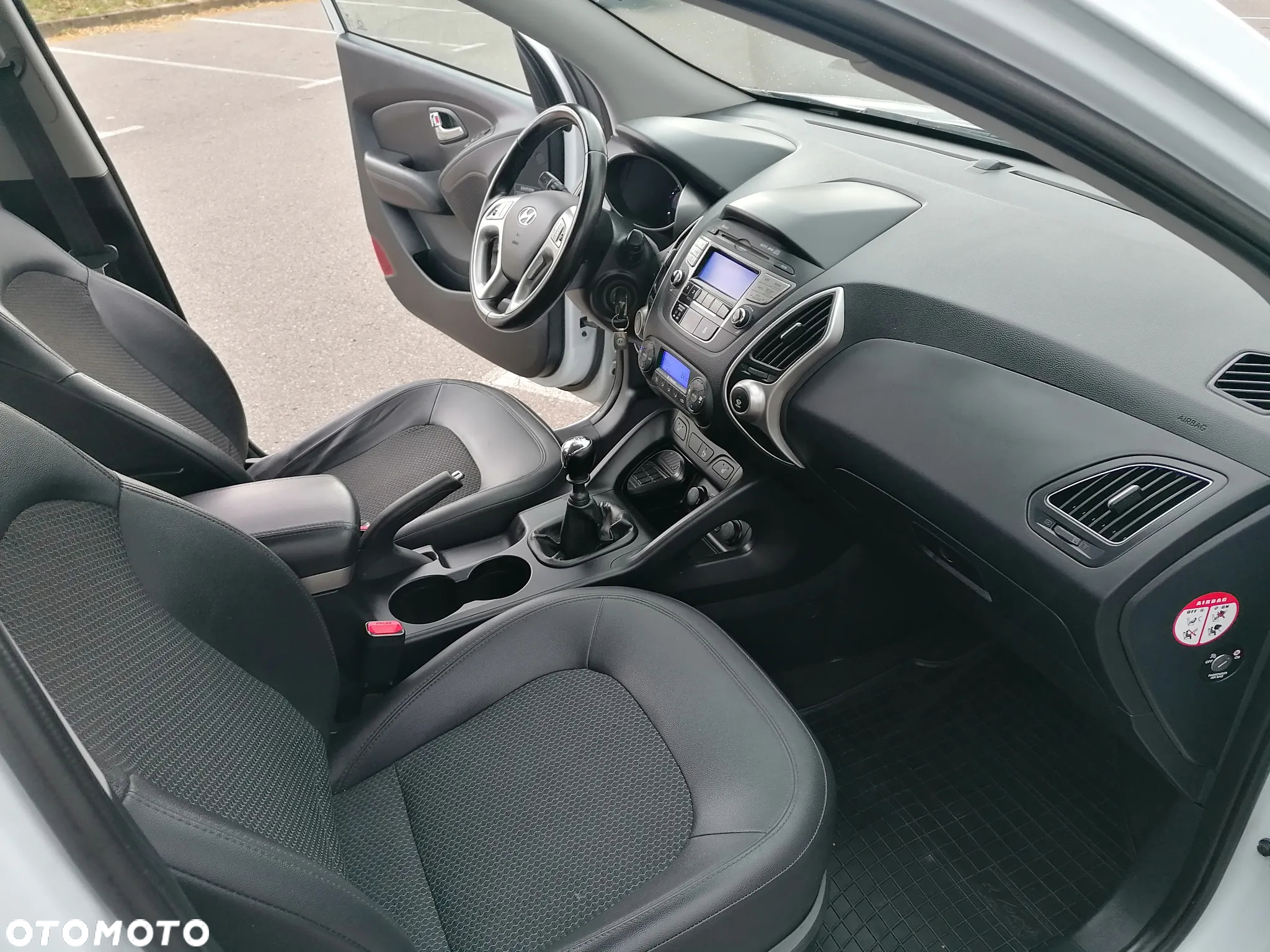 Hyundai ix35 2.0 CRDi 4WD Premium - 8