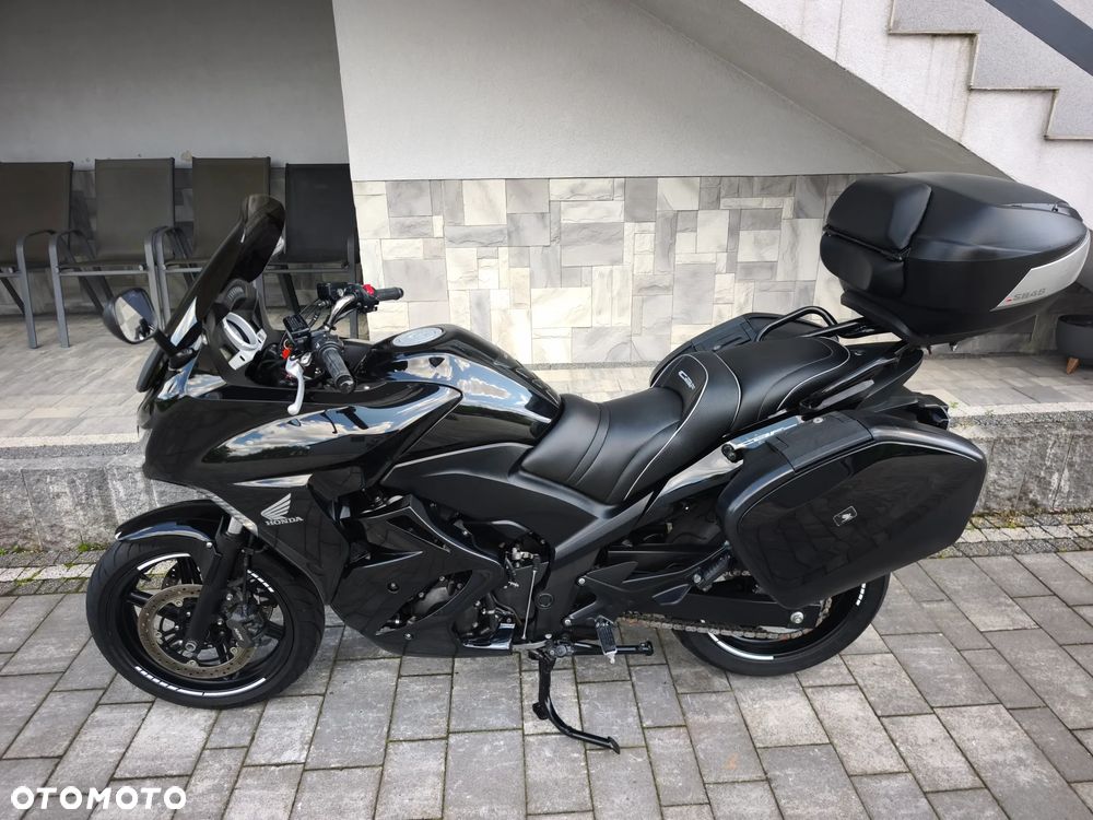 Honda CBF - 22