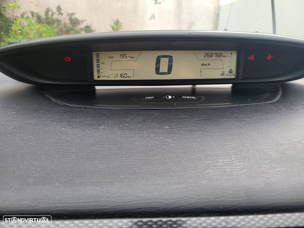 Citroën C4 - 6