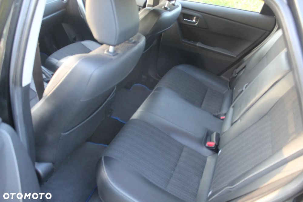 Toyota Auris 1.8 HSD Luna - 10