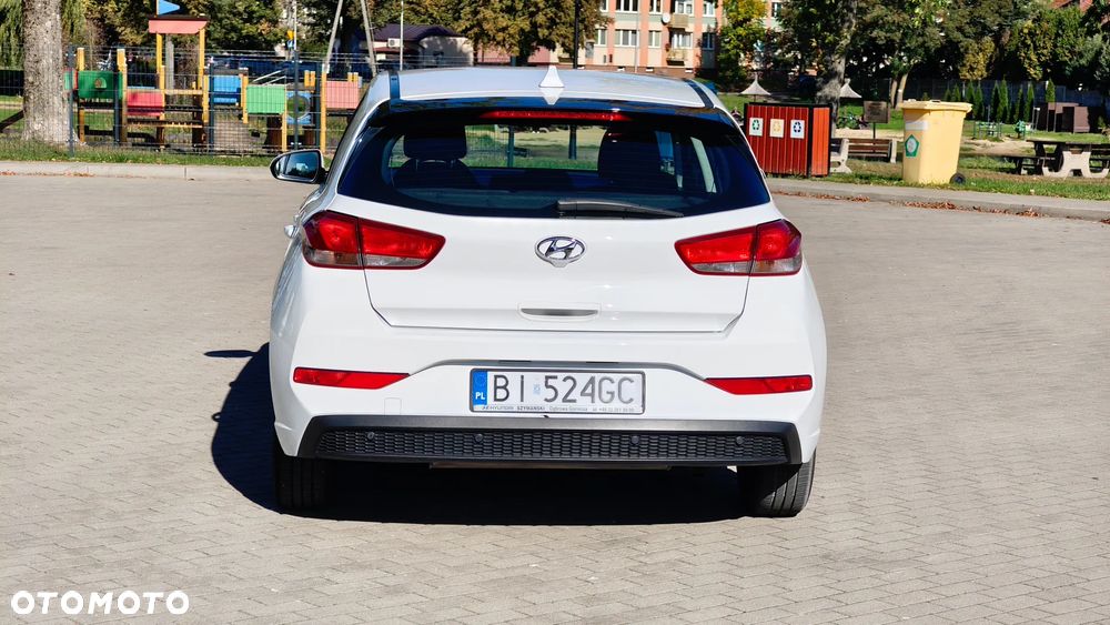 Hyundai i30 1.5 DPI Modern - 6