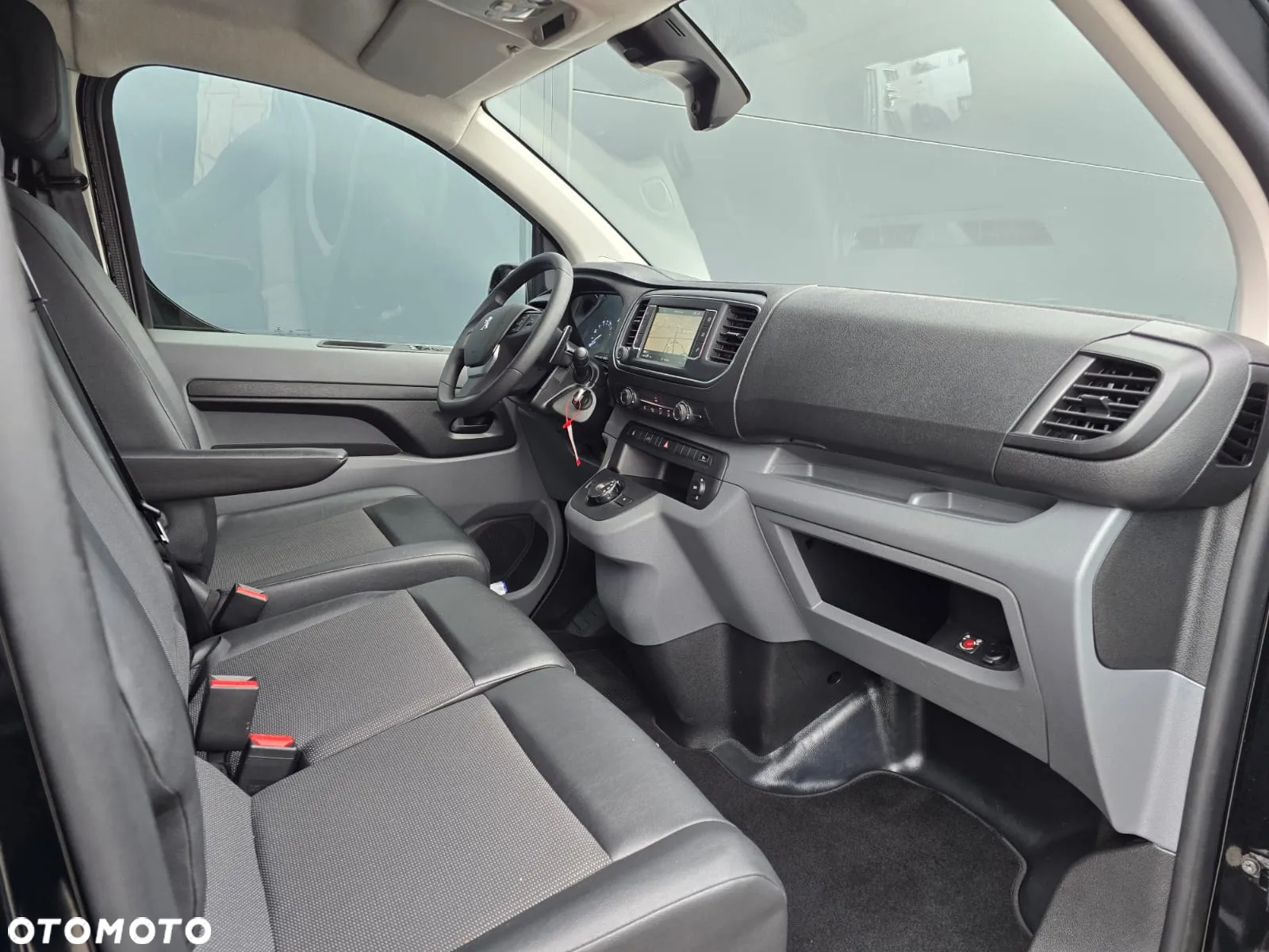 Peugeot EXPERT - 16