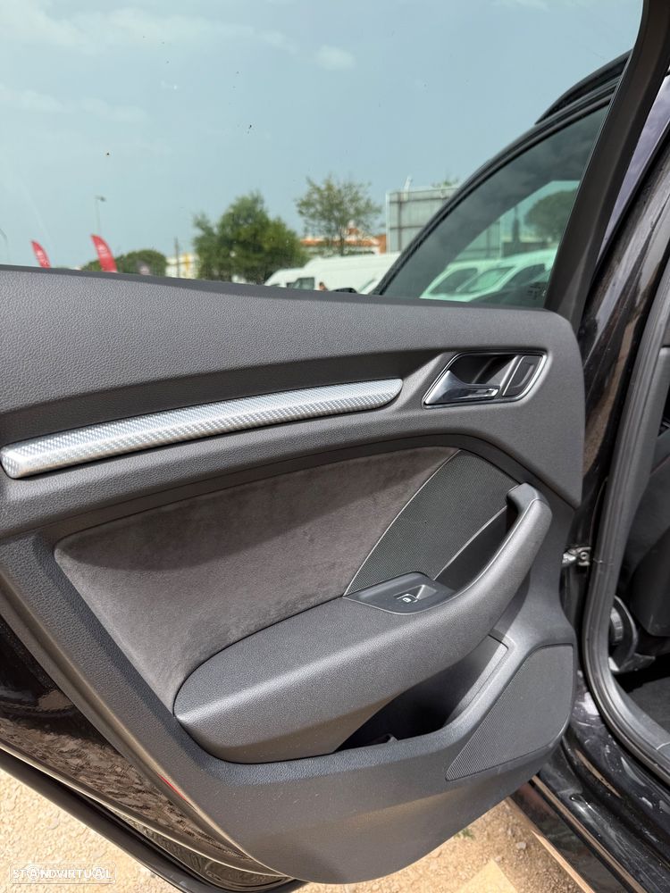 Audi RS3 Sportback 2.5 TFSI quattro S tronic - 22