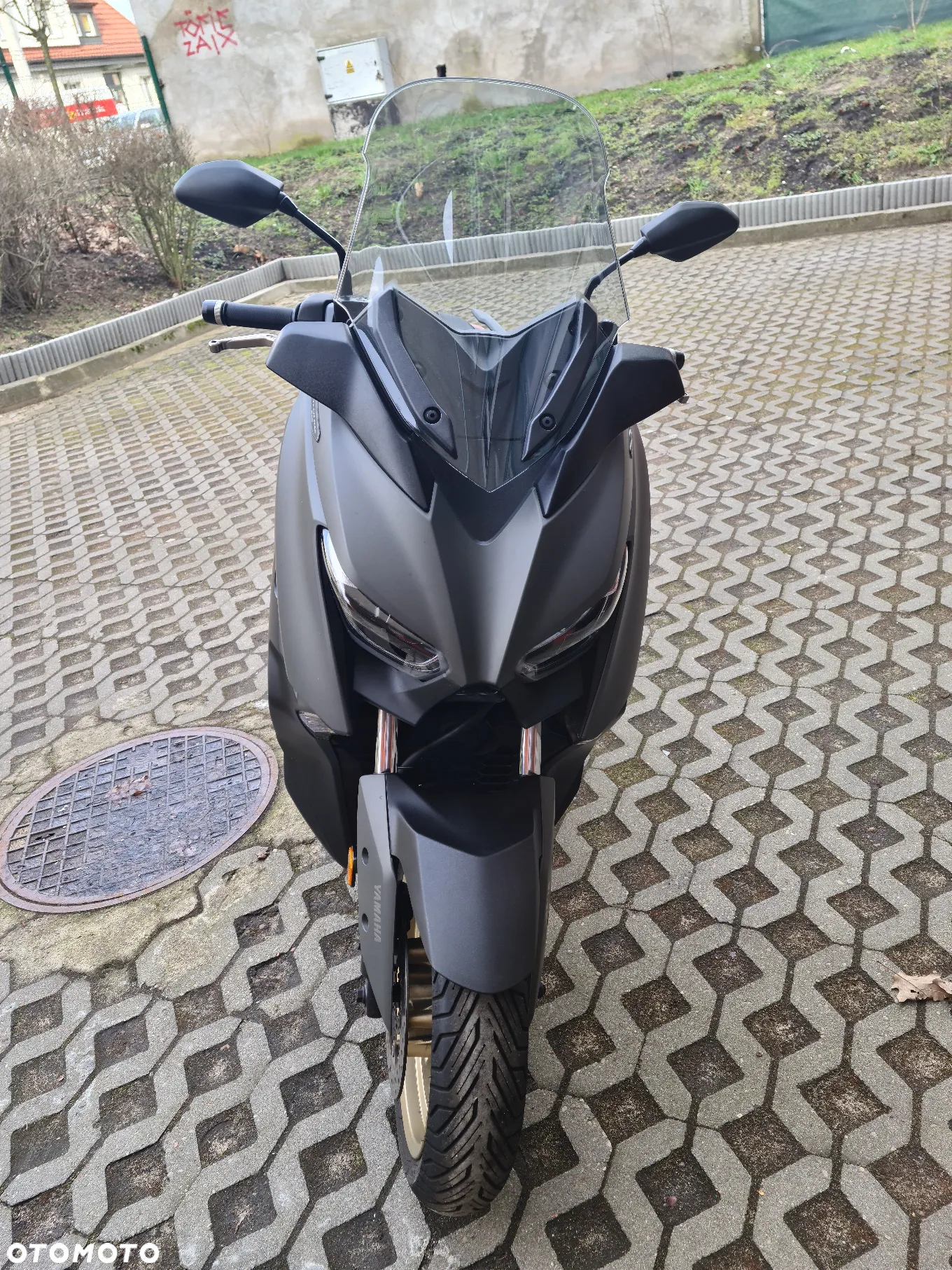 Yamaha X-max - 16