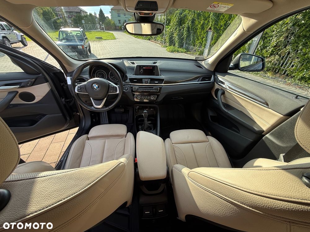 BMW X1 xDrive20d xLine - 9