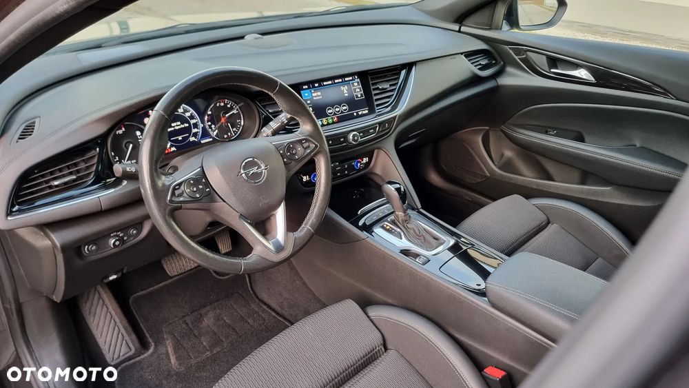 Opel Insignia 2.0 T Elegance S&S - 22