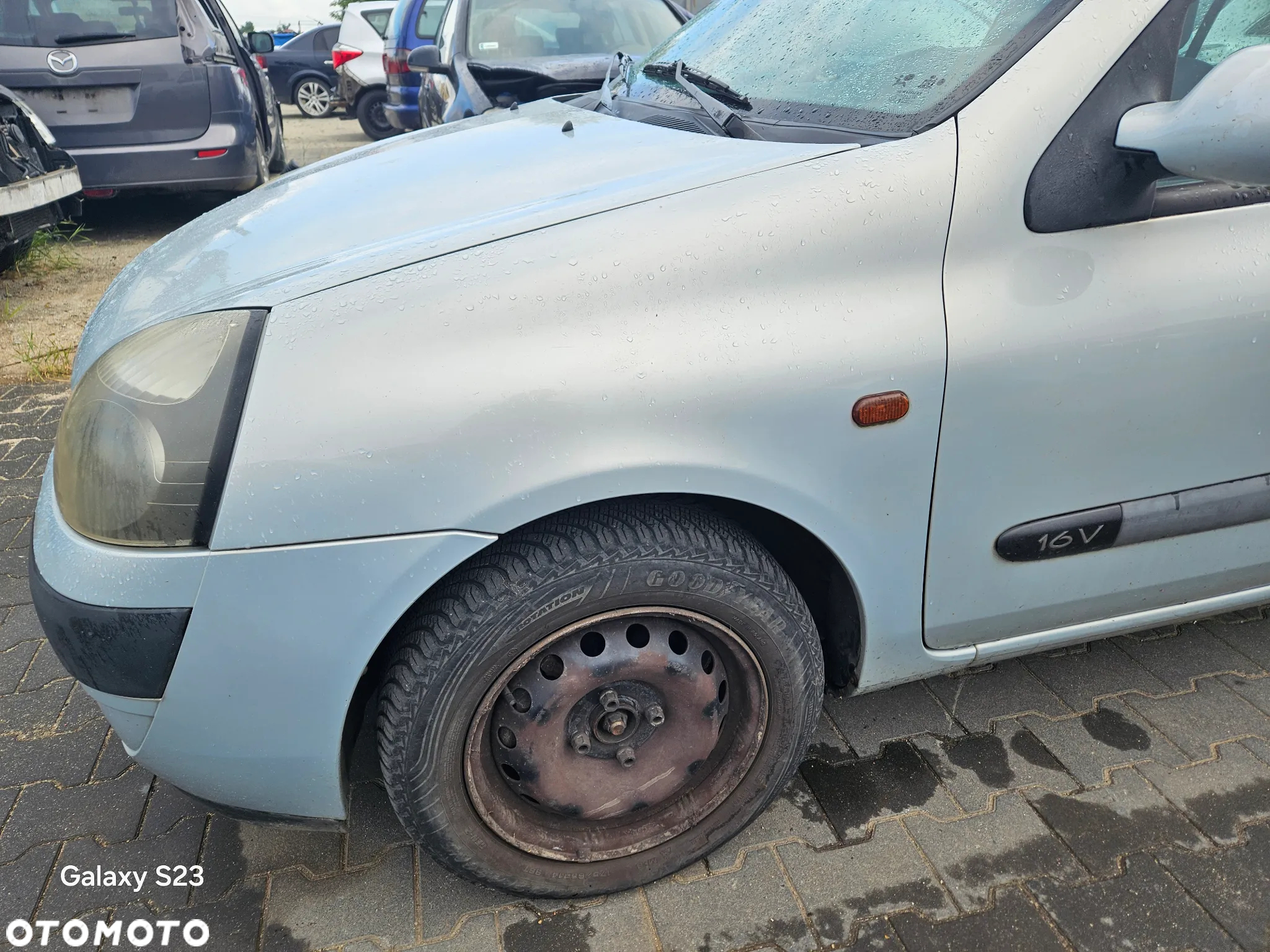 Błotnik lewy Renault Clio II 1998-2001 przedlift 2001-2006r lift MV632 3d hatchback - 4