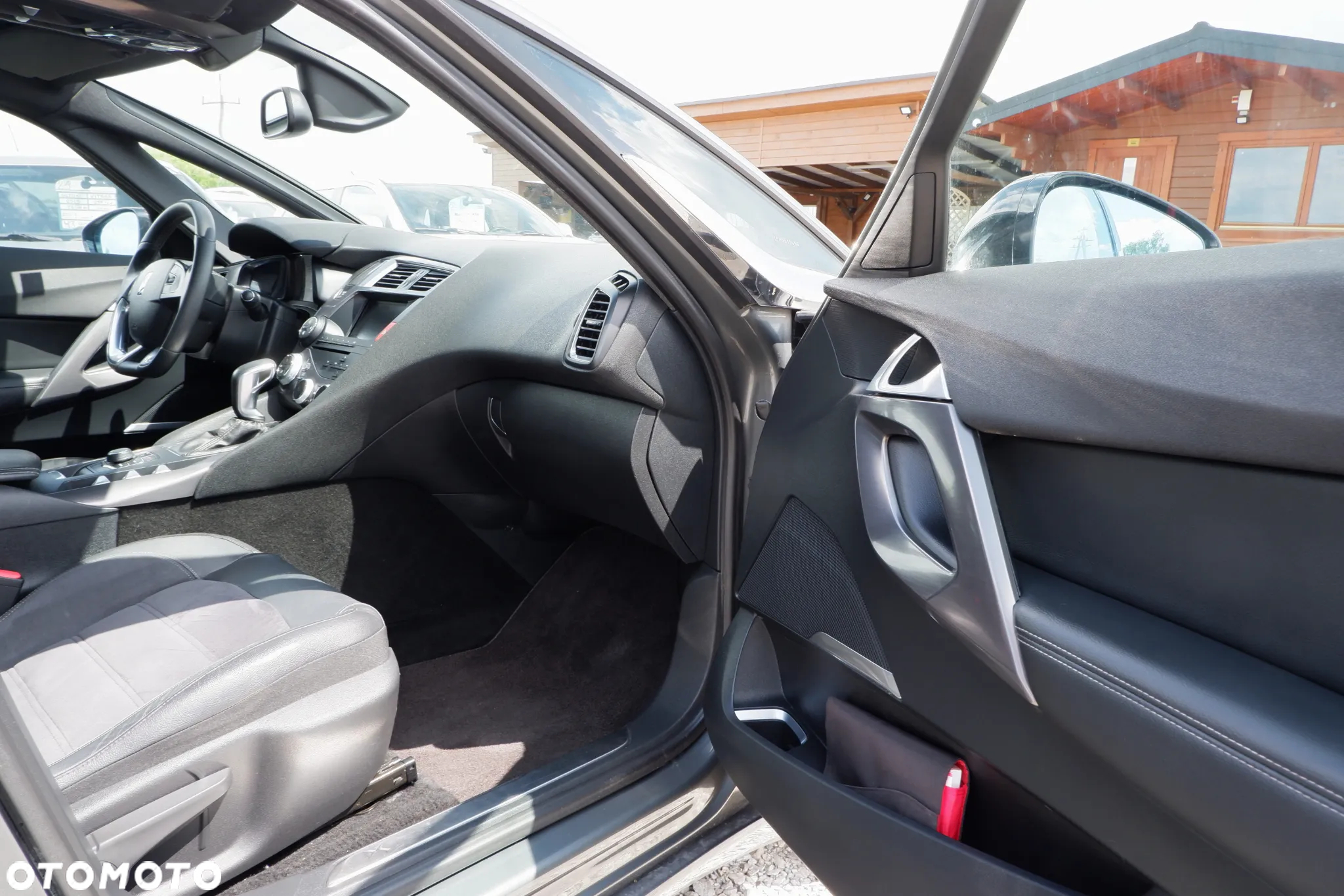 Citroën DS5 2.0 HDi SoChic - 3