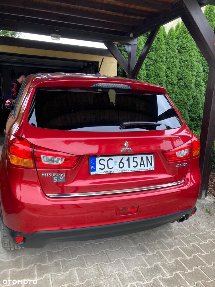 Mitsubishi ASX - 5