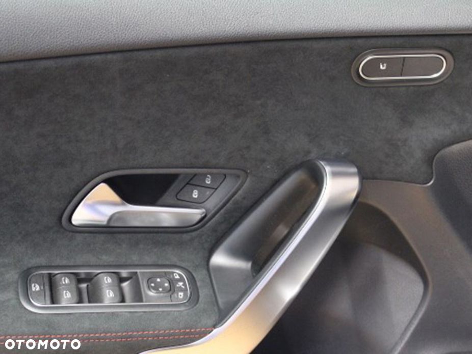 Mercedes-Benz Klasa A - 11