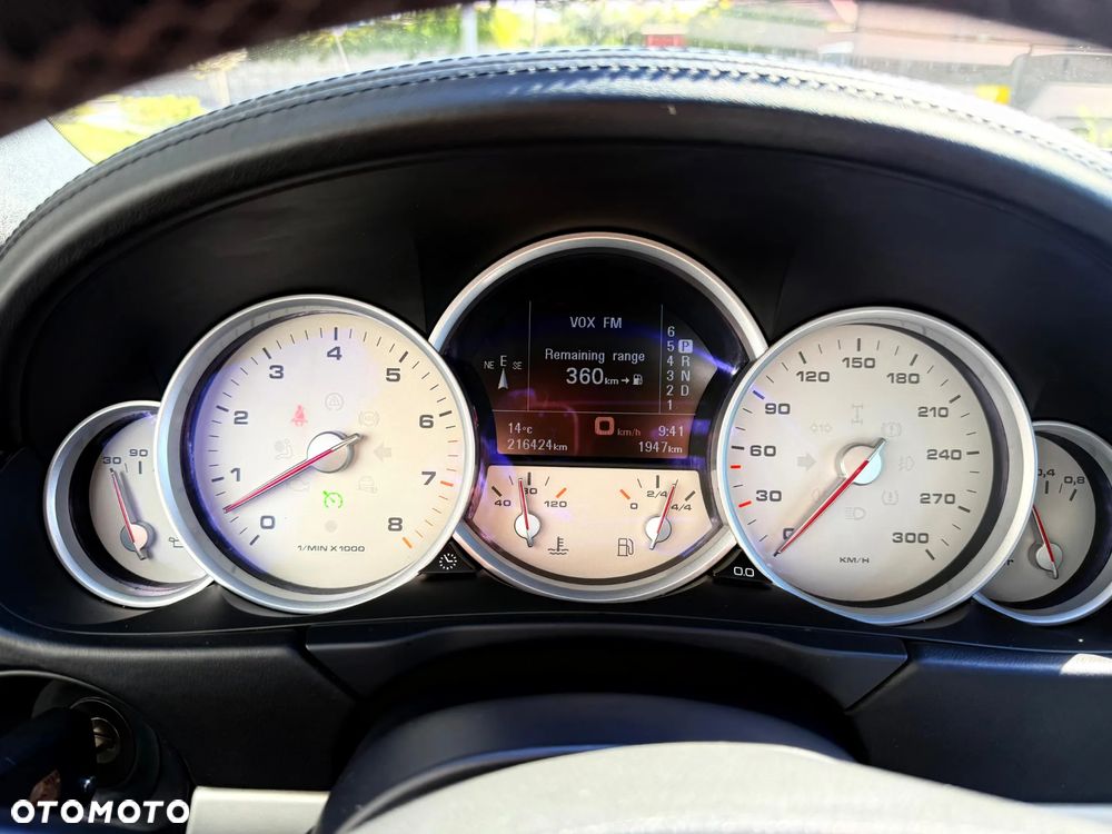 Porsche Cayenne Turbo - 26