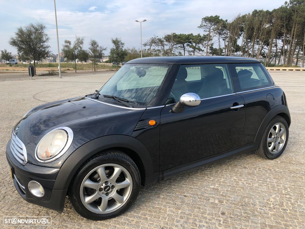 MINI 3 Portas Cooper D - 1