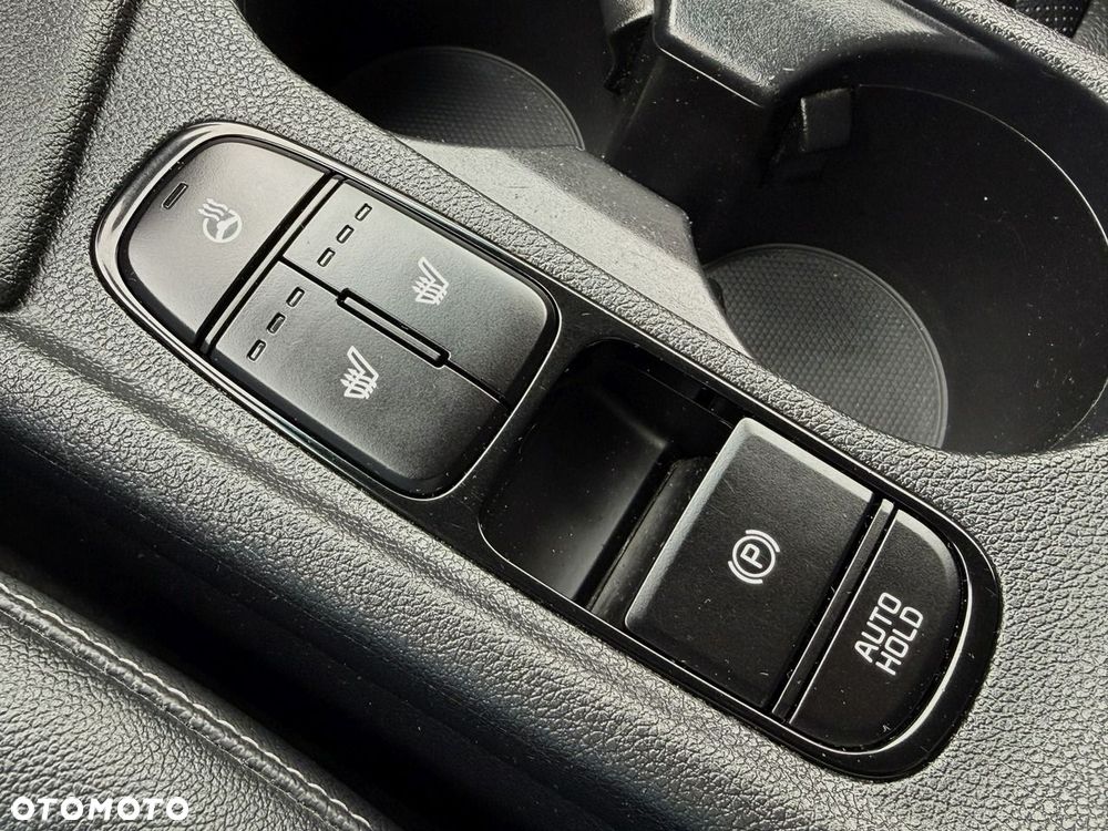 Kia Niro 1.6 GDI Hybrid L Business Line - 19