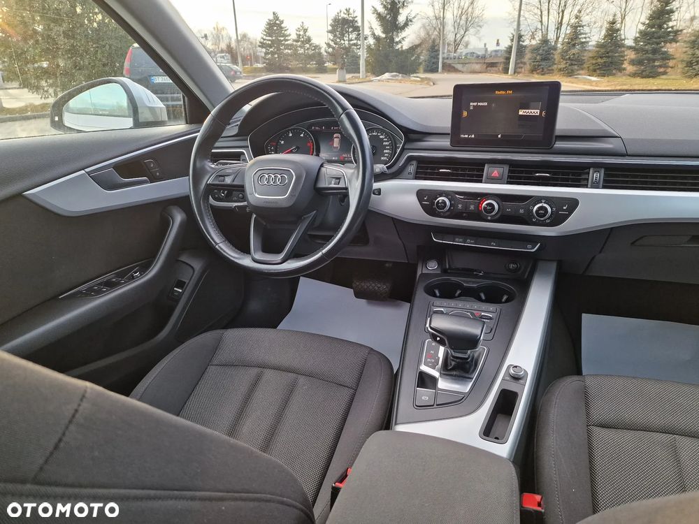 Audi A4 Avant 2.0 TDI S tronic - 16
