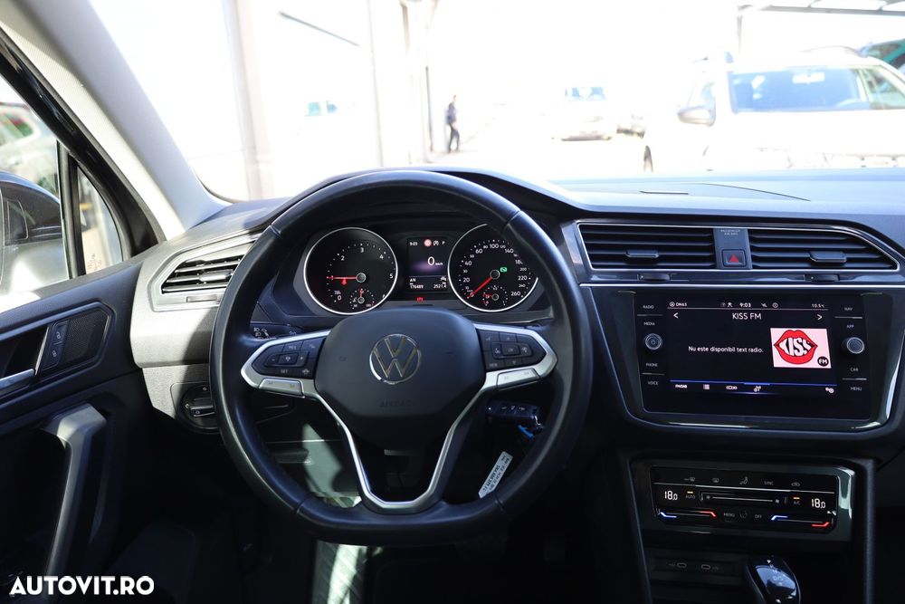Volkswagen Tiguan - 14