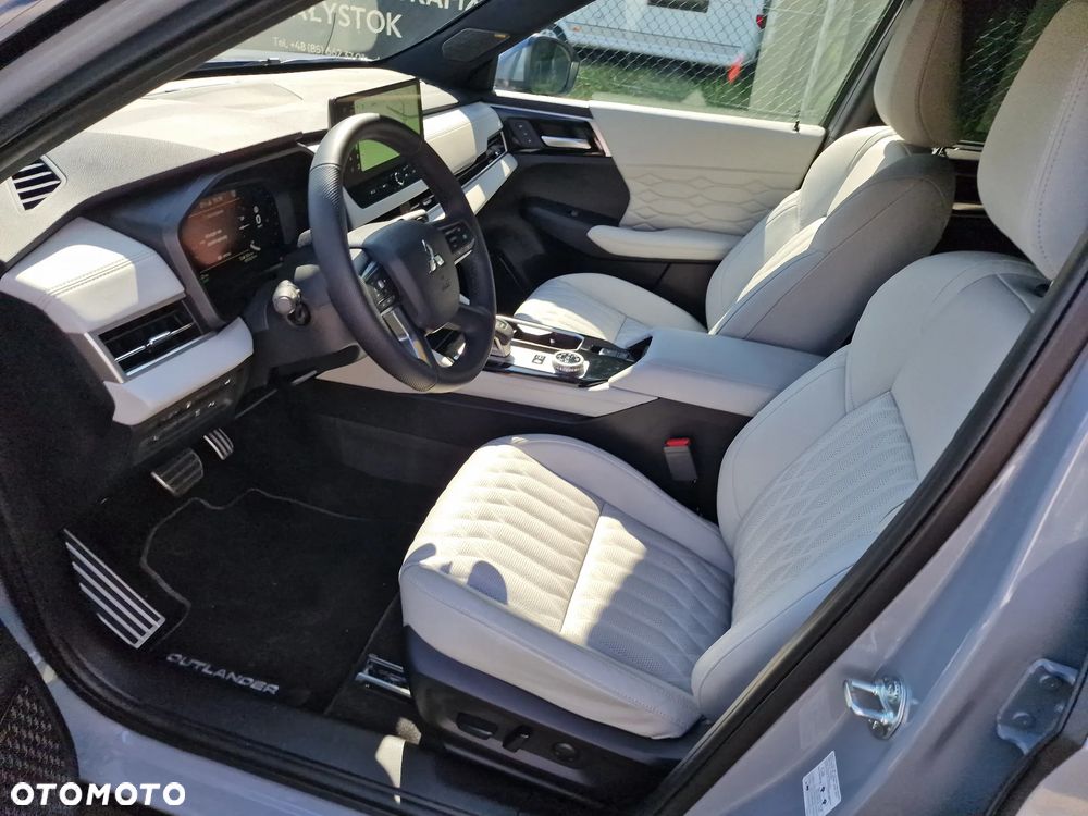 Mitsubishi Outlander Instyle - 13