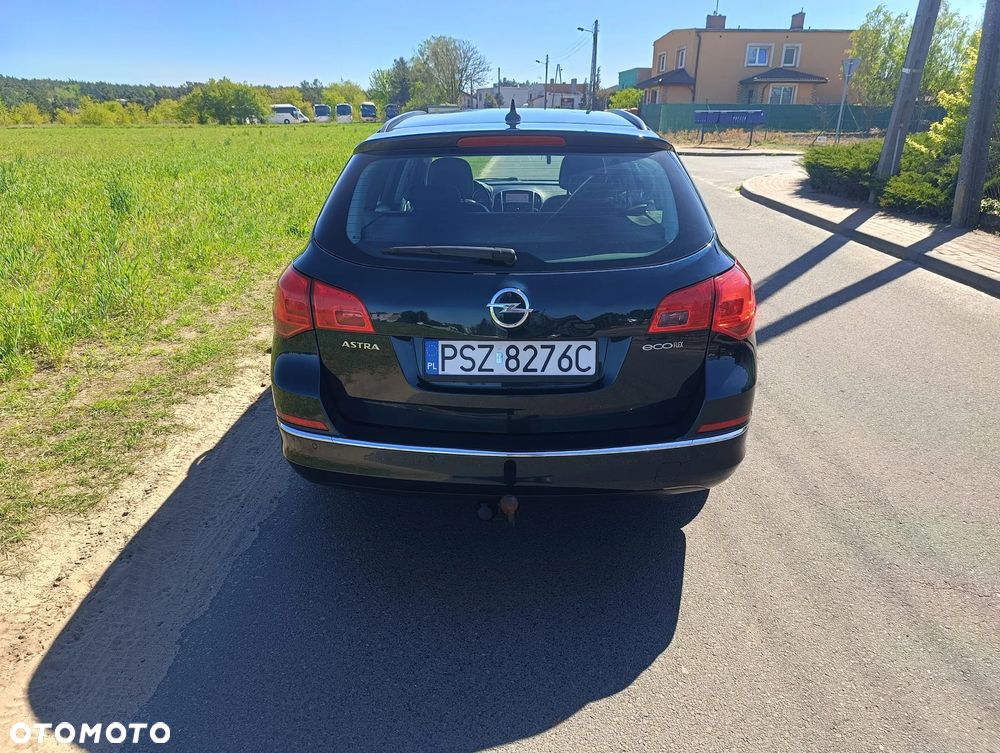 Opel Astra 1.6 D Start/Stop Dynamic - 4