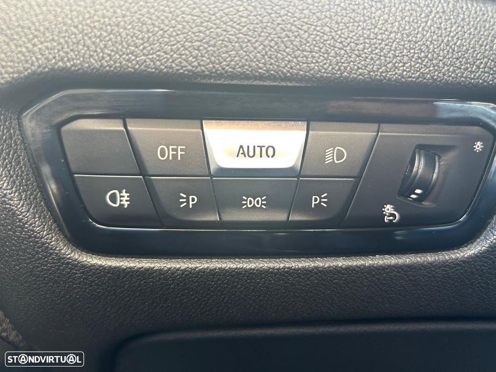 BMW 330 e Corporate Edition Auto - 13