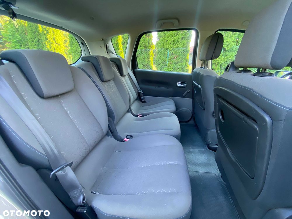 Renault Scenic - 8