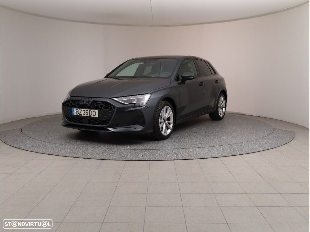 Audi A3 Sportback - 1