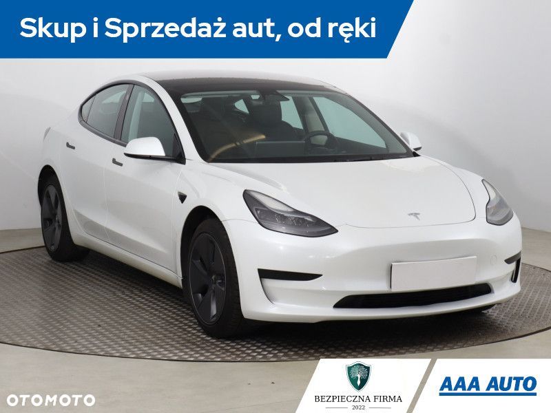 Tesla Model 3 - 2