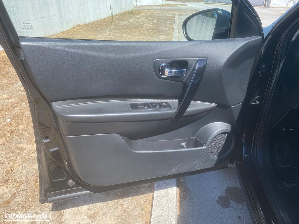 Nissan Qashqai +2 1.6 dCi Tekna Sport - 9