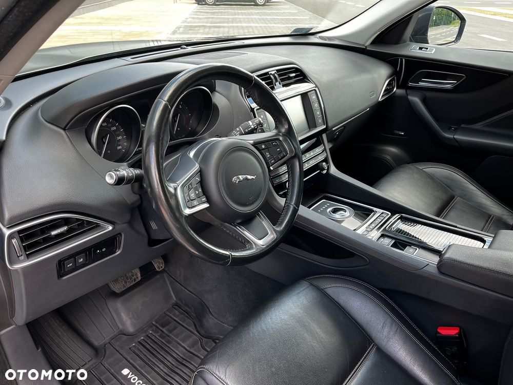 Jaguar F-Pace 2.0 i4D AWD Prestige - 15
